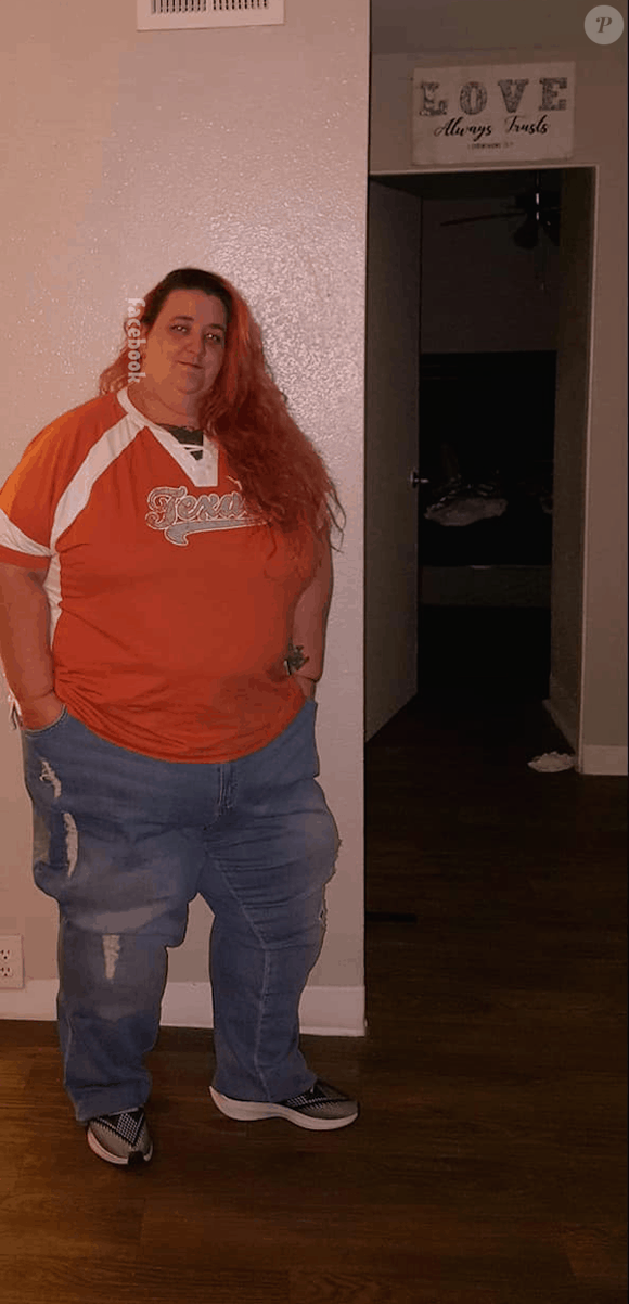 Em fotos publicadas nas redes sociais, a ex-participantes do 'Quilos Mortais' mostrava sua evolução, mas vivia um drama financeiro