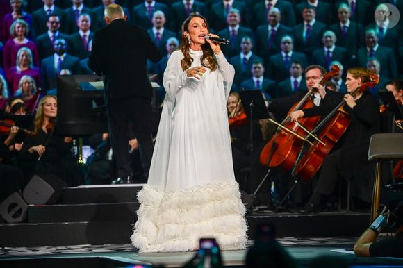 Pessoa que comprou apartamento de Ivete Sangalo comprovou ser aposentada e que tem gastos com plano de saúde, condomínio e gastos básicos, não tendo como arcar com R$ 42 mil