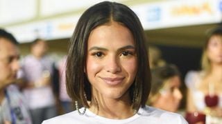 O corte de cabelo chanel reto está de volta à moda para dar um ar mais jovem e apresentar um visual fresco nesta estação