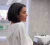 Corte de Bruna Marquezine tem base levemente mais curta atrás e alongada na frente e pontas desfiadas