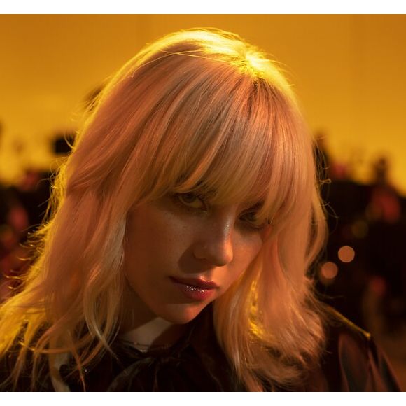 8. Billie Eilish: Happier Than Ever (2021) – Disney+ - Neste concerto cinematográfico, Billie Eilish apresenta todas as faixas do álbum "Happier Than Ever" no Hollywood Bowl, combinando animações e performances ao vivo.