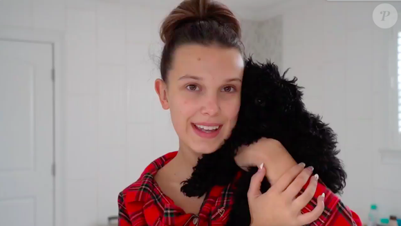 Millie Bobby Brown em um registro raro sem maquiagem que encantou os fãs