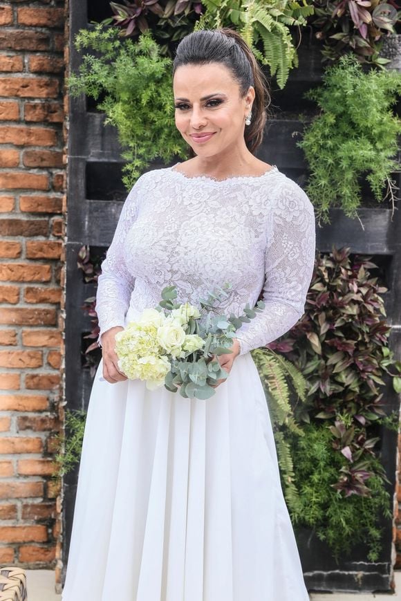 Viviane Araújo se casou no civil e religioso com Guilherme Militão em 2021