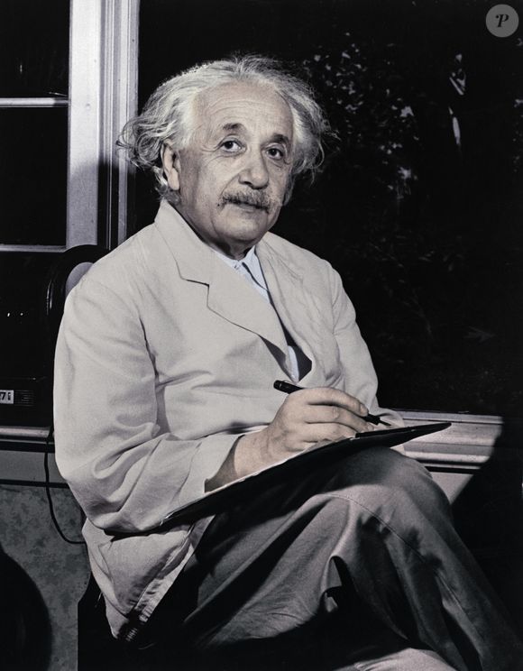 Albert Einstein se tornou um profundo estudioso dos comportamentos humanos