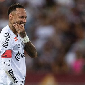 Tratamento já começou e Neymar será reavaliado periodicamente