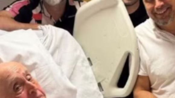 Internado, Mauro Mendonça chega aos 95 anos  com homenagem emocionante de Rosamaria Murtinho: 'Festejar o patriarca'