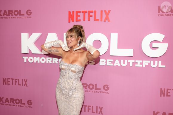 Karol G tem uma conta com mais de 20 milhões de dólares