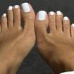 As quatro cores de pedicure que mais rejuvenescem os pés maduros