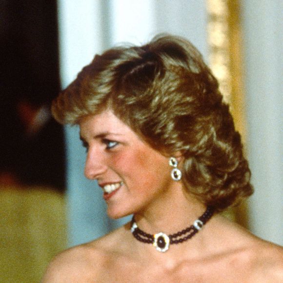 Princesa Diana já estava separada de Charles, que já começava a assumir gradativamente a relação com a amante