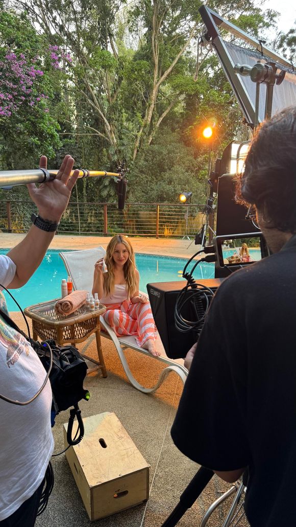 Para Amanda, a experiência vai além das câmeras, para ela é muito importante compartilhar informação de qualidade sobre cuidado com a pele