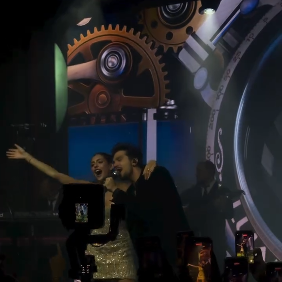 Luan Santana fez um show exclusivo no aniversário de 15 anos da filha de Kaká