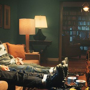 Bruna Marquezine e Vladimir Brichta interpretam um casal 'raptado' por Fernanda Montenegro e Ary Fontoura em 'Velhos Bandidos'