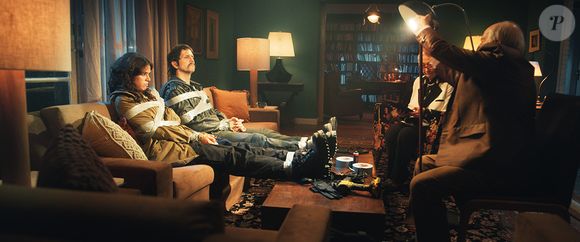 Bruna Marquezine e Vladimir Brichta interpretam um casal 'raptado' por Fernanda Montenegro e Ary Fontoura em 'Velhos Bandidos'