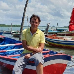 De acordo com relato de Tino Marcos nas redes sociais, a repercussão da falsa busca por emprego foi muito maior do que ele imaginava. O jornalista contou que recebeu telefonemas, mensagens de solidariedade e ofertas profissionais após o vídeo viralizar