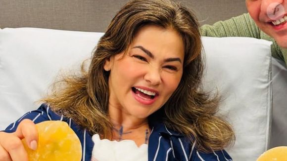 Ex-Tiazinha, Suzana Alves retira próteses de silicone dos seios, cita Deus em texto e divide opiniões: 'Tira o botox também'