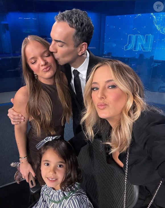 Rafaella Justus e Ticiane Pinheiro prestigiaram a passagem de bastão de William Bonner para César Tralli no ‘Jornal Nacional’