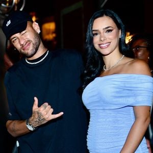 Irmã de Neymar, Rafaella Santos afirmou que controla agora os ciúmes em relação ao jogador: 'Hoje eu já estou mais tranquila'