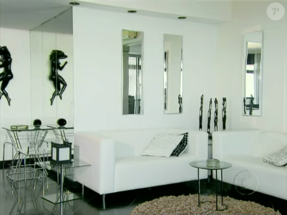 Elymar Santos preferia as decorações em preto e branco em seu apartamento duplex