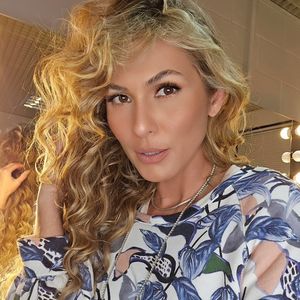 Lívia Andrade se emocionou ao contar que chegou a se despedir da família.