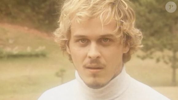 Alexandre (Guilherme Fontes) recupera a paz espiritual no final de A Viagem