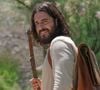 Jonathan Roumie perdeu 11 kg com treinos intensos para viver Jesus em 'The Chosen'; mudança de hábitos trouxe lição importante ao ator. 'Essa é a principal...'