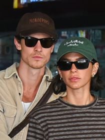 'Que roupas tenebrosas': nos EUA, Bruna Marquezine é flagrada com Shawn Mendes e cunhada, mas look de R$ 51 mil divide opiniões. Fotos!