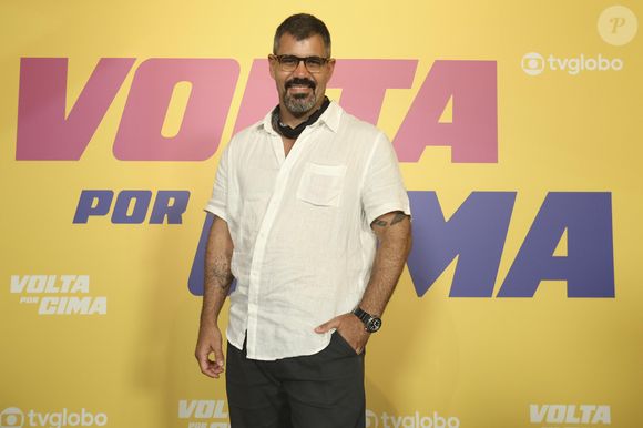 Desta forma, Juliano Cazarré iniciou um protocolo voltado para sua rotina badalada e já vem gostando dos resultados