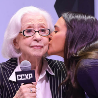 ‘Uma comunhão inesperada’: as palavras de Fernanda Montenegro que surpreenderam e fizeram Bruna Marquezine chorar na CCXP25
