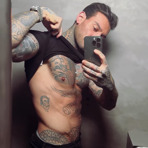 De acordo com Lucas Lucco, o vazamento o fez perder um contrato publicitário de R$ 100 mil