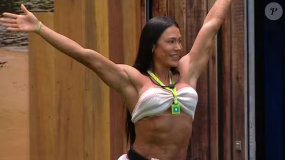 Gracyanne Barbosa é uma das famosas que adere à dieta do ovo