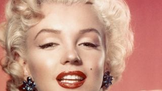 Ovos crus com leite logo de manhã? Há 73 anos, Marilyn Monroe revelou dieta polêmica; nutricionista conta como emagrecer do jeito certo com ingrediente
