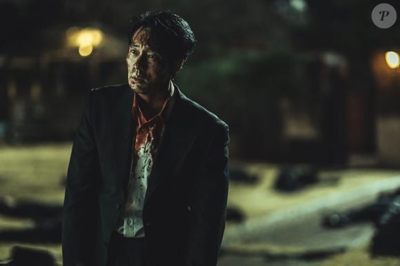 'Sem Piedade' conta a história de Nam Gi-jun, interpretado por So Ji-sub, um ex-criminoso que se aposentou do submundo coreano