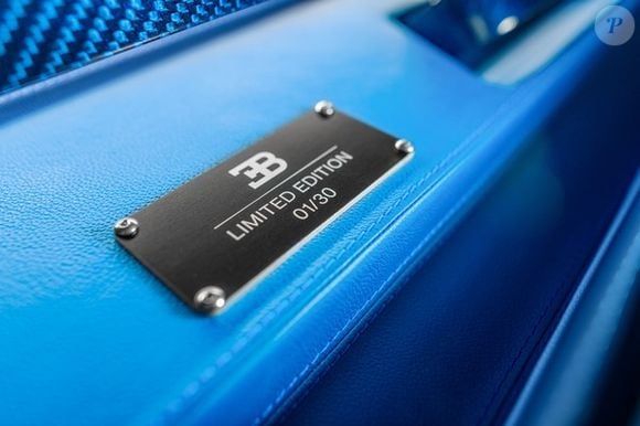 A Bugatti Pool Table leva a tecnologia dos superesportivos para o universo do entretenimento. O sistema de estabilização mantém a mesa reta em apenas cinco milissegundos