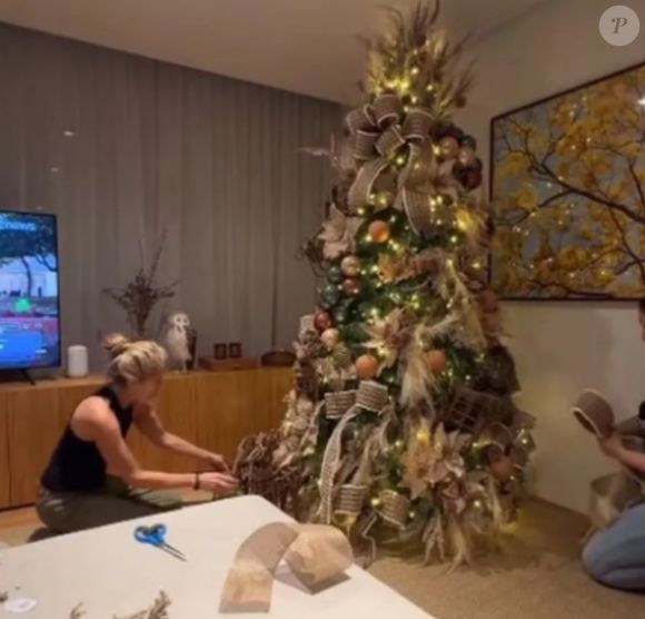 Árvore de Natal mal posicionada pode causar acidentes; veja onde NÃO colocar