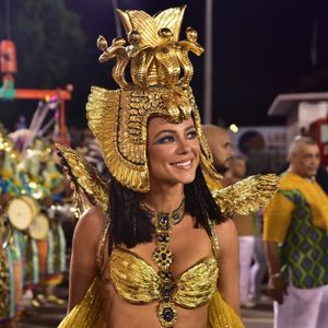 Paolla Oliveira brilhou como rainha de bateria da Grande Rio por cinco carnavais consecutivos, mas também já teve passagens pela escola nos anos 2000