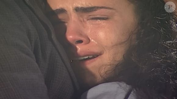 Giuliana (Ana Parula Arósio) chorou pela morte de Juanito nas últimas semanas