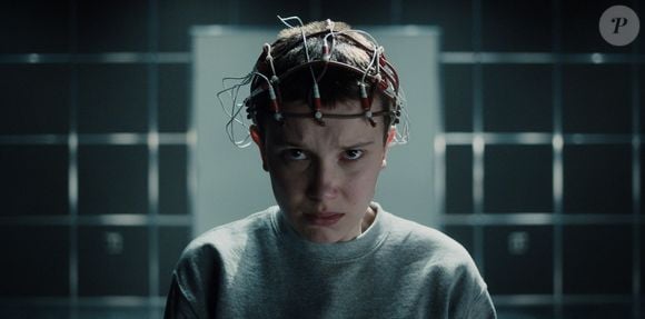 Millie Bobby Brown ainda mantinha sua aparência natural, sem procedimentos