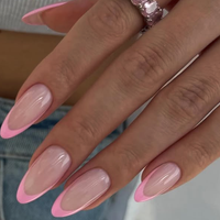 4 esmaltes em tons pastel, muito naturais e ideais para francesinhas em casa, pois deixam as unhas tão limpas e bonitas quanto em um salão de beleza