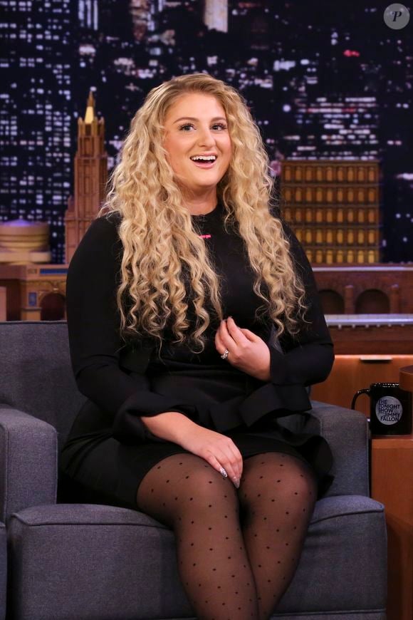 Após meses de especulação em torno de perda de peso, Meghan Trainor está creditando sua transformação física à "ciência"