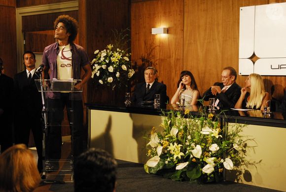 Galã da novela 'Amor Perfeito', Diogo Almeida atuou na novela 'Duas Caras'