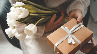 Presente para Áries: 3 dicas que vão te ajudar a presentear a mulher ariana