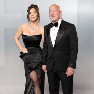 De acordo com o The Hollywood Reporter, Jeff Bezos e sua esposa, Lauren Sánchez Bezos, estão entre os copresidentes do Met Gala 2026 e se tornaram alvo de críticas que movimentaram os bastidores do evento