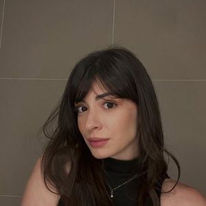 Emily Estevem Rolim, de 25 anos, já ultrapassa milhões de visualizações nas redes