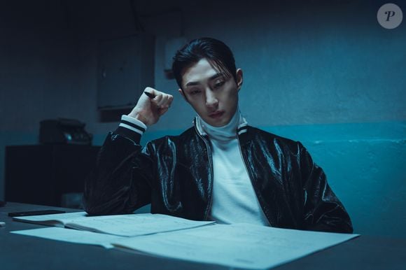 Em 'Clase dos Heróis Fracos 2', Bae Na-ra interpreta o vilão Na Baek-jin, mas muita gente não o percebeu em 'Gostinho de Amor'