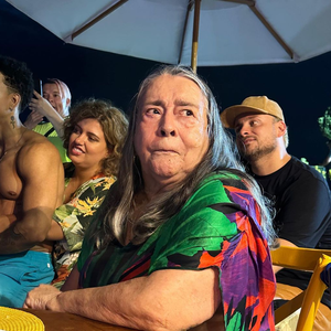 Mãe de Preta Gil, Sandra Gadelha tem perfil mais discreto nas redes sociais