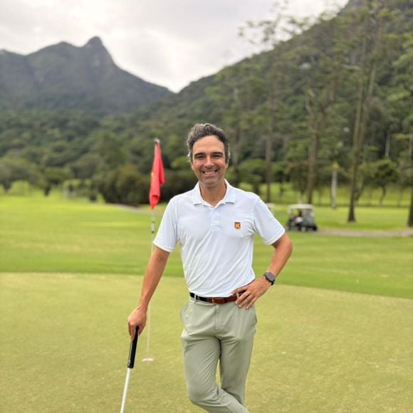 Tadeu Schmidt contou que seu peso costuma oscilar durante a temporada do ‘BBB’