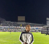 Neymar deixou o campo apenas de cueca e viralizou com um vídeo nas redes sociais por um motivo bem inusitado