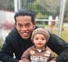 Na série, Ronaldinho Gaúcho confessou ter se arrependido de não conseguir ter visto o nascimento do filho, João Mendes