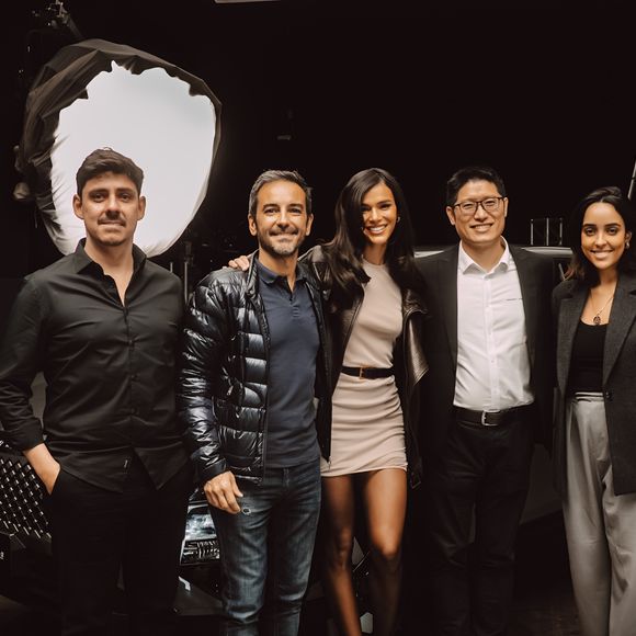 Bruna Marquezine é ‘uma das artistas mais influentes da América Latina e referência de elegância e atitude em diversos segmentos’, afirma marca chinesa