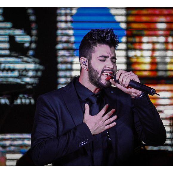 Gusttavo Lima retornou ao Brasil para participar de festival de música em São Paulo, mas precisou cancelar o show em 21 de dezembro de 2024